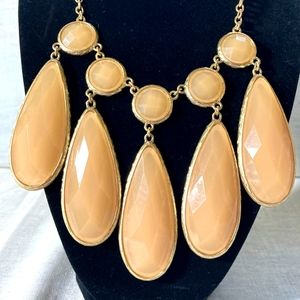 Chunky statement necklace